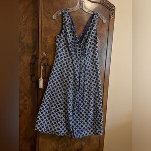 Lands End Summer dress Size 8 navy blue and white